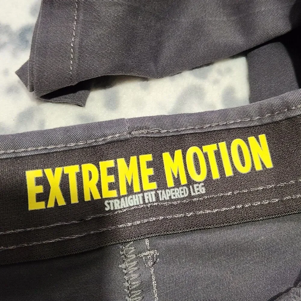 Lee Performance Series Pants Size 44x34 Dark Gray Tapered Leg Straight Fit. New